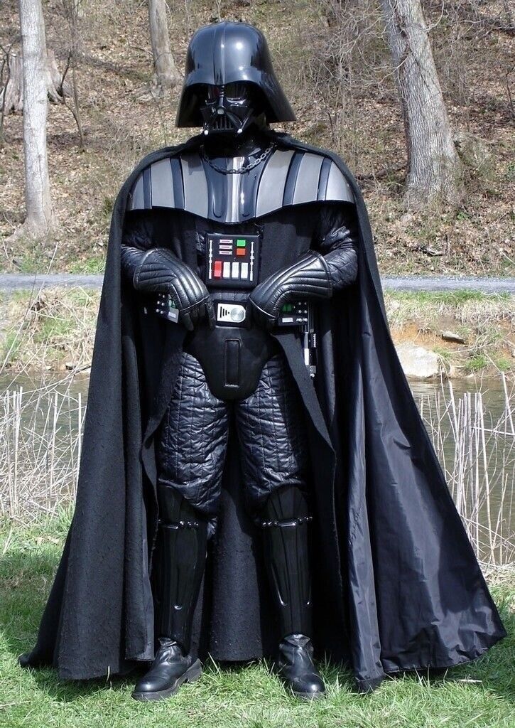 The Force of Effects: Enhancing Darth Vader’s Costume through CGI and Practical Effects插图