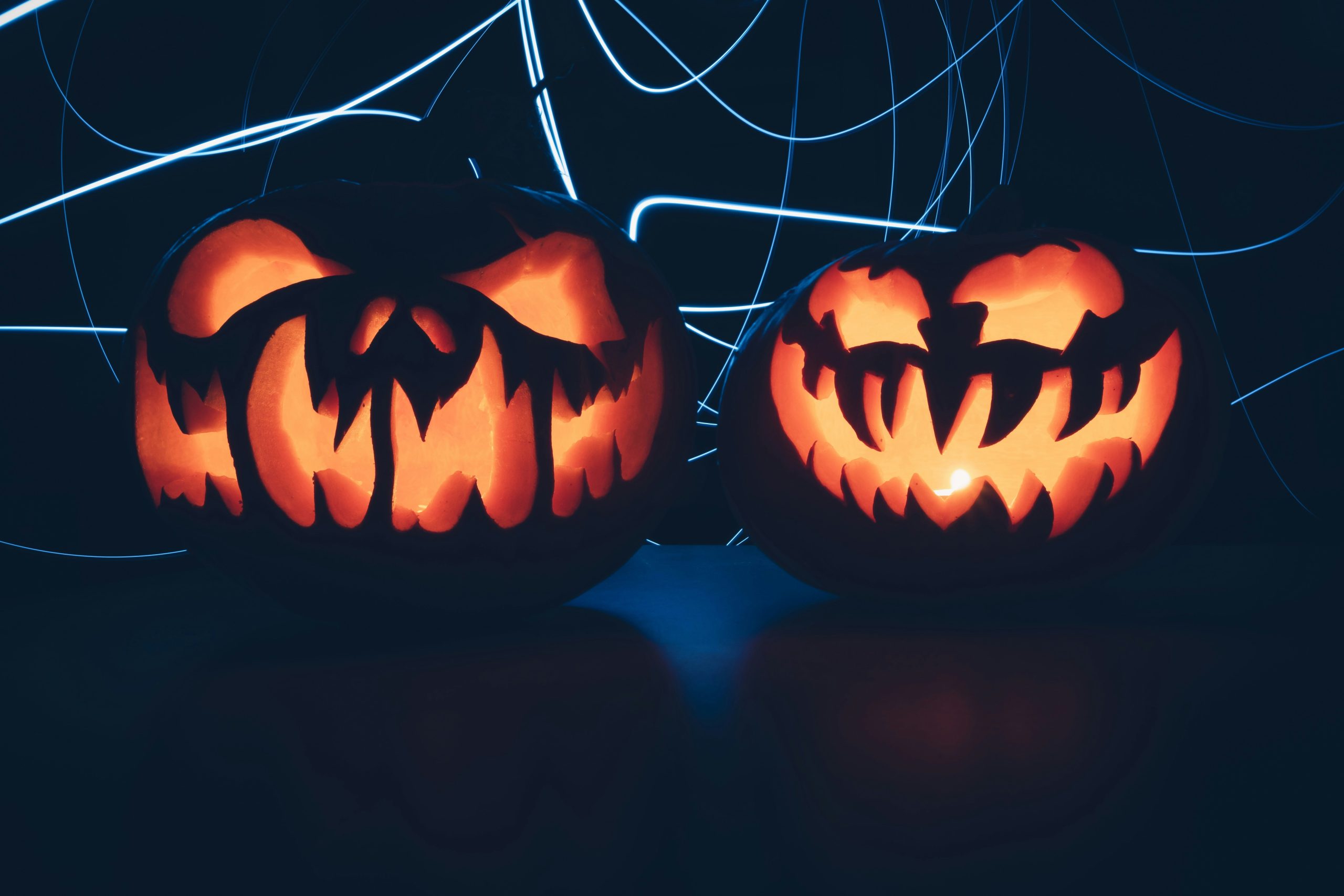 Orange pumpkin lanterns for a spooky Halloween atmosphere