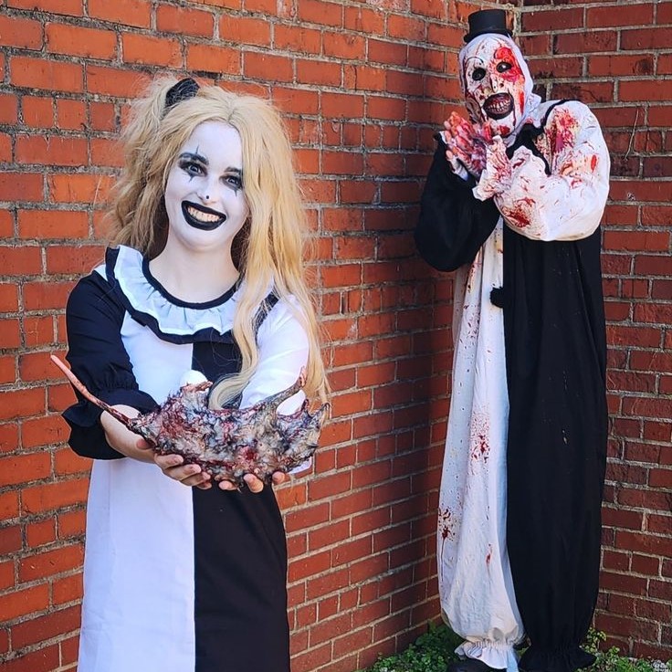 scary halloween couples costumes