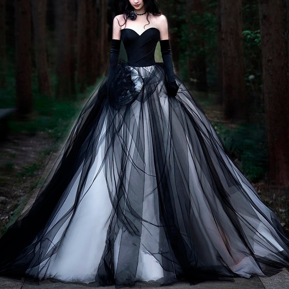 white-black-wedding-gowns