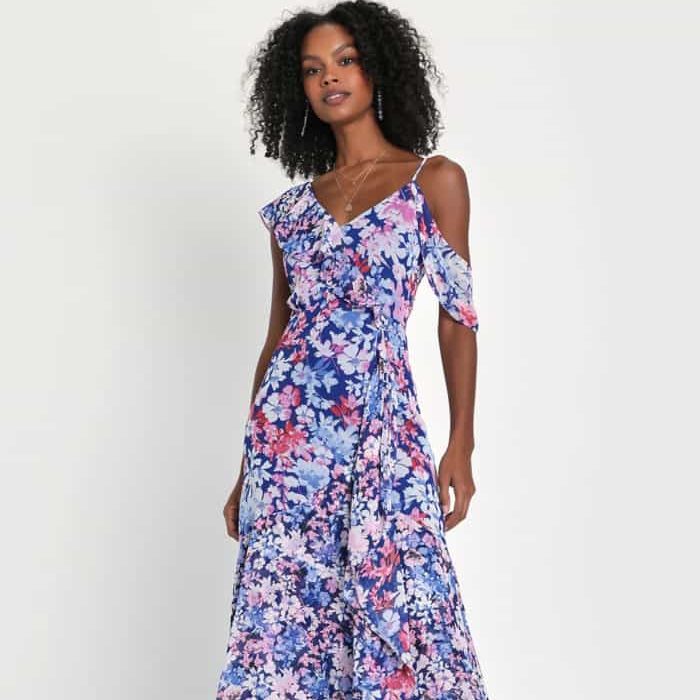 navy-blue-floral-maxi-dress-for-summer-wedding