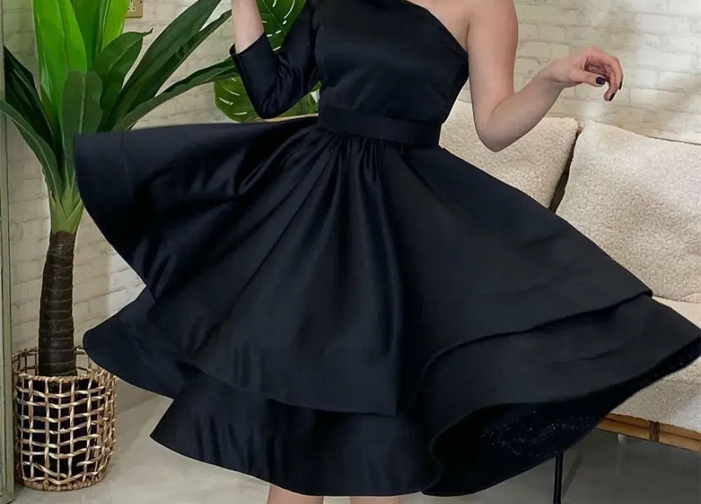 classy formal black dress