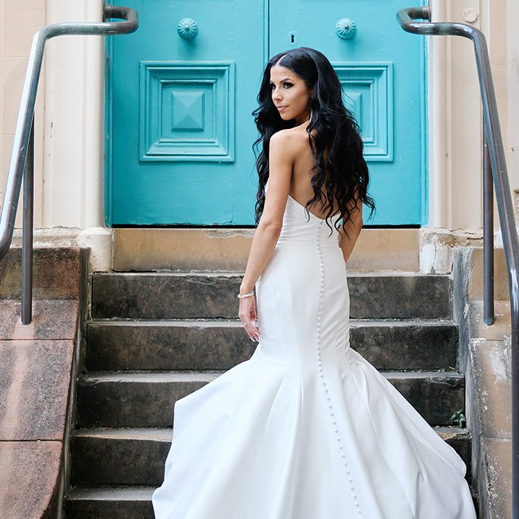Clip-In-Hair-Extensions-Bride