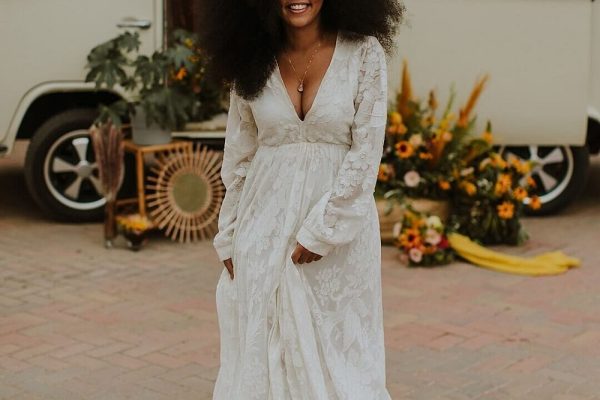 Hippy-Retro-70s-Wedding-Inspiration-With-A-Campervan-