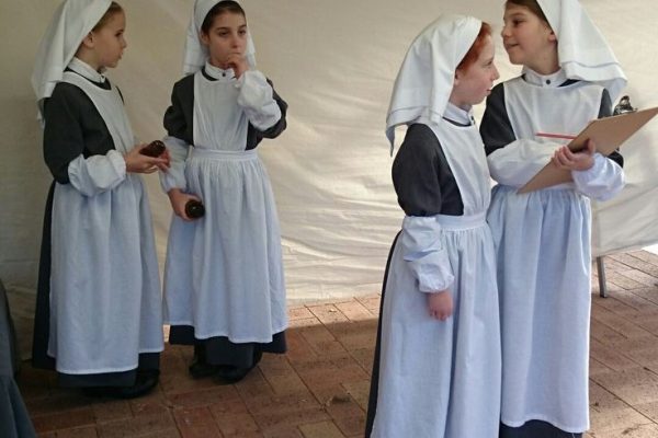 easy pilgrim costume
