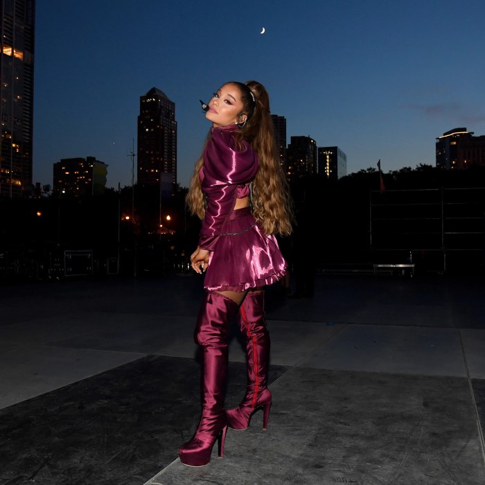 ariana grande outfit