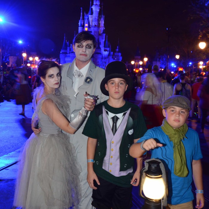haunted mansion costume ideas