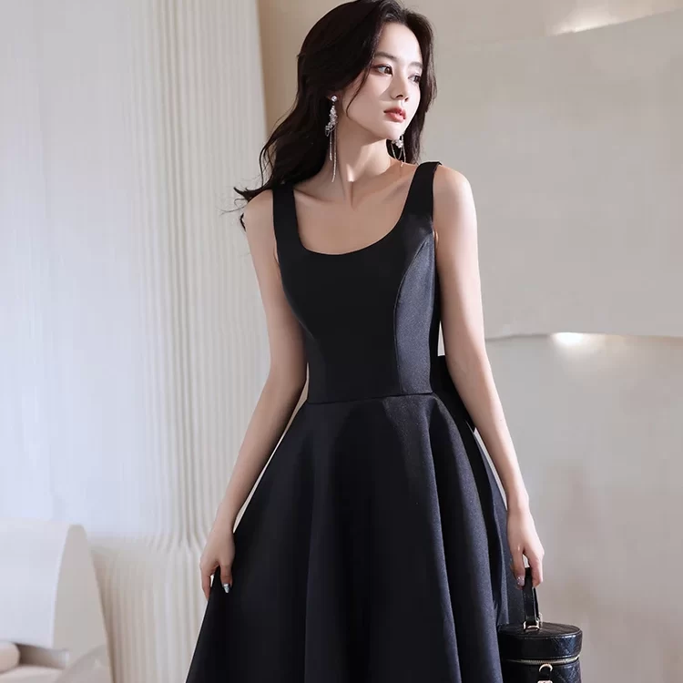 formal long black dress