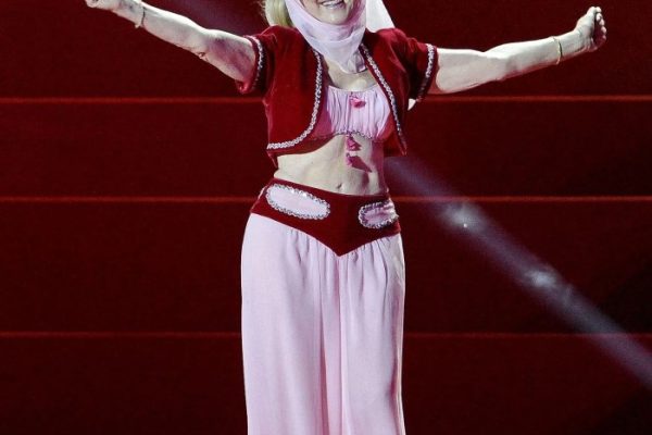 i dream of jeannie costume controversy