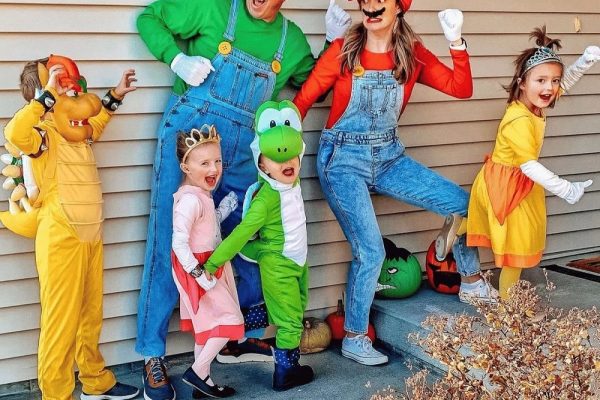family halloween costumes