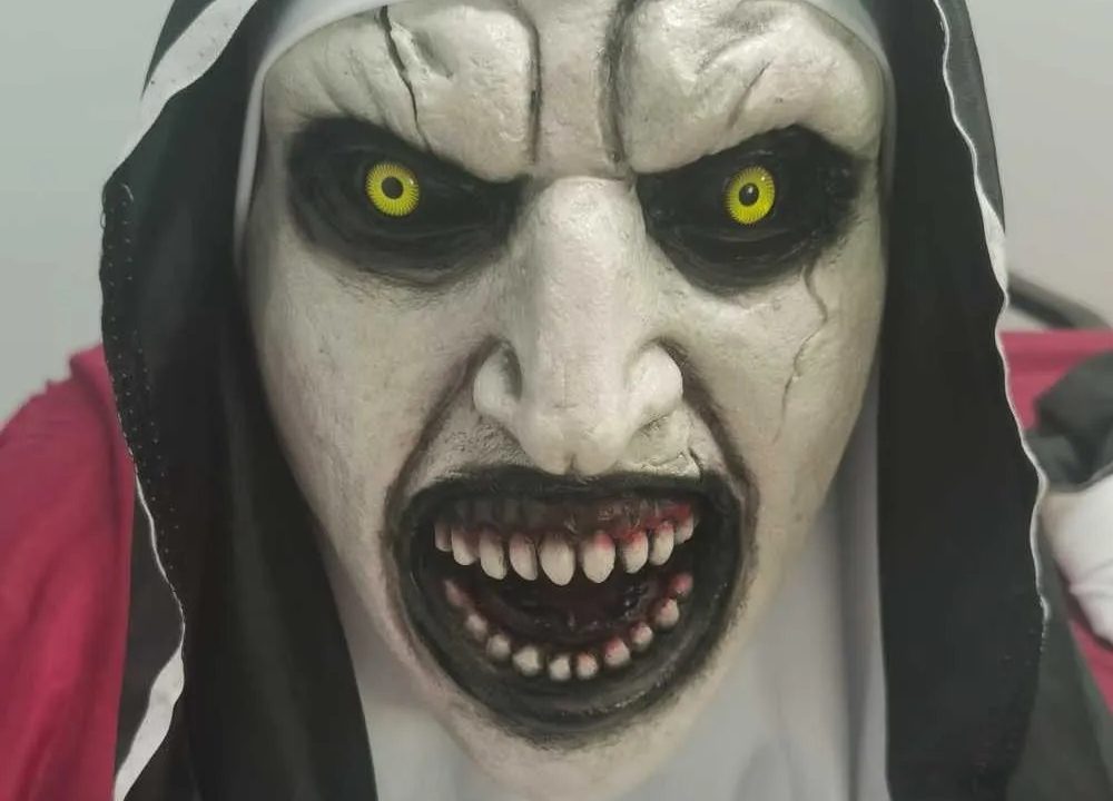 scary halloween costumes