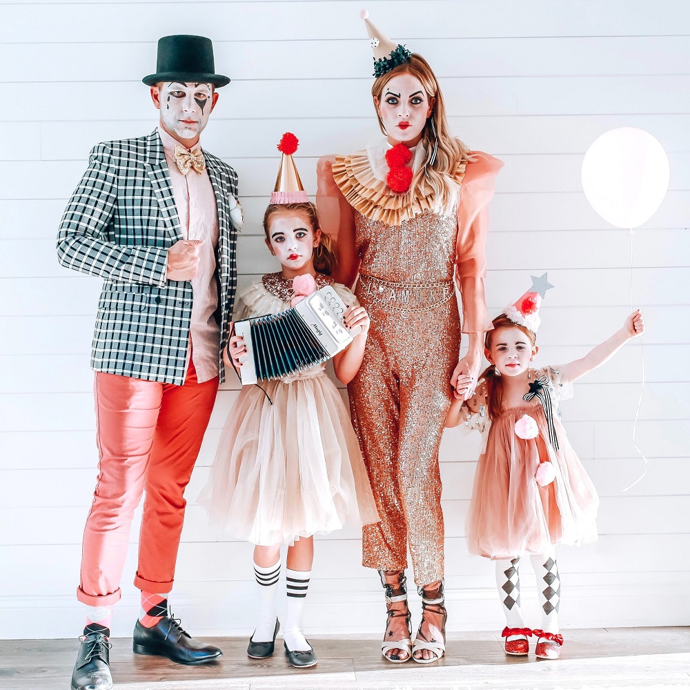 family halloween costumes