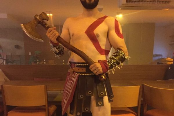 kratos cosplay