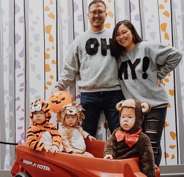 family of 4 halloween costumes