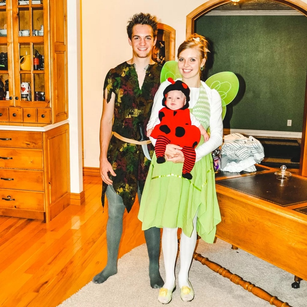 family of 3 halloween costumes